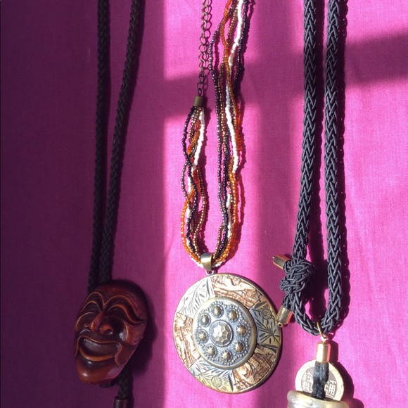 3 rare necklaces - Picture 4 of 7